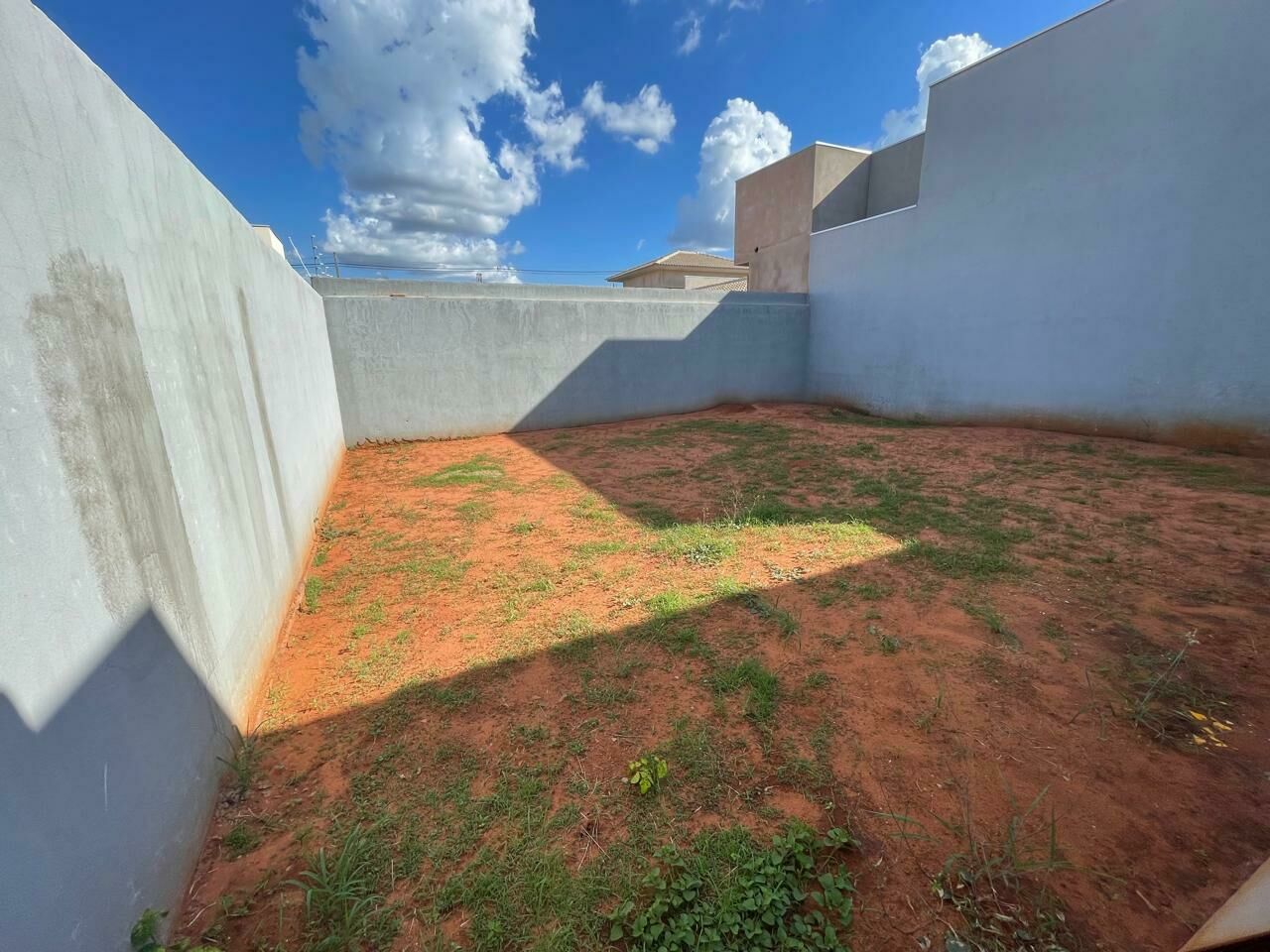 Imagem do VENDA - CASA NO SETOR SÃO PAULO